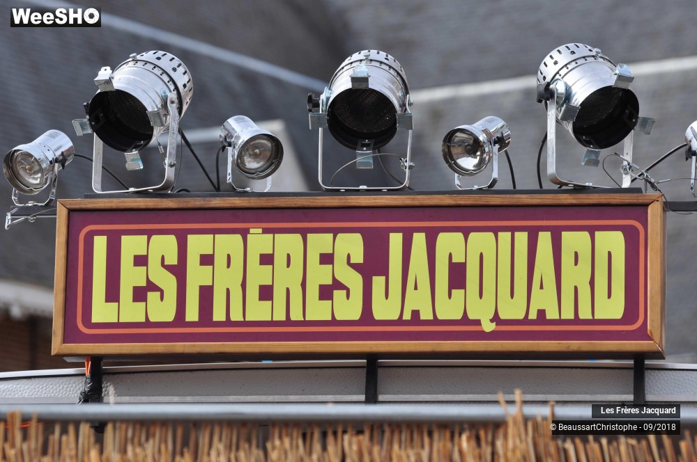12/41 photos du spectacle La Jacquaravane