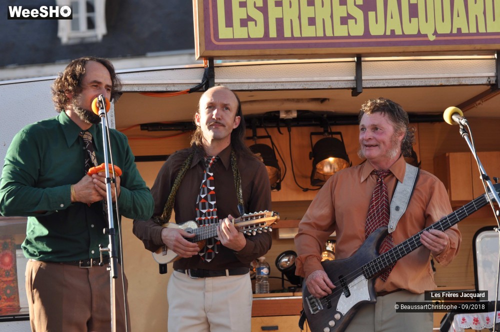29/41 photos du spectacle La Jacquaravane