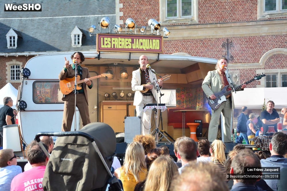 41/41 photos du spectacle La Jacquaravane