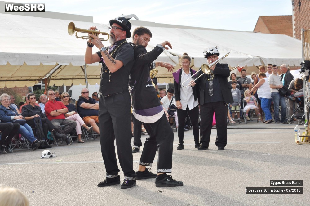 20/42 photos du spectacle TRYBZ