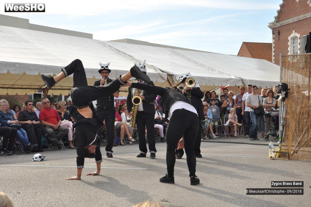 23/42 photos du spectacle TRYBZ