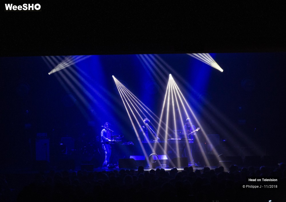 7/7 photos du spectacle Head on Television