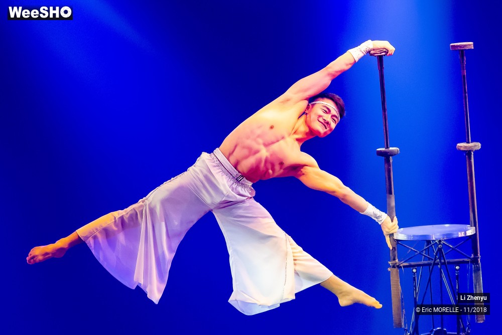 2/50 photos du spectacle Li Zhenyu - Equilibriste