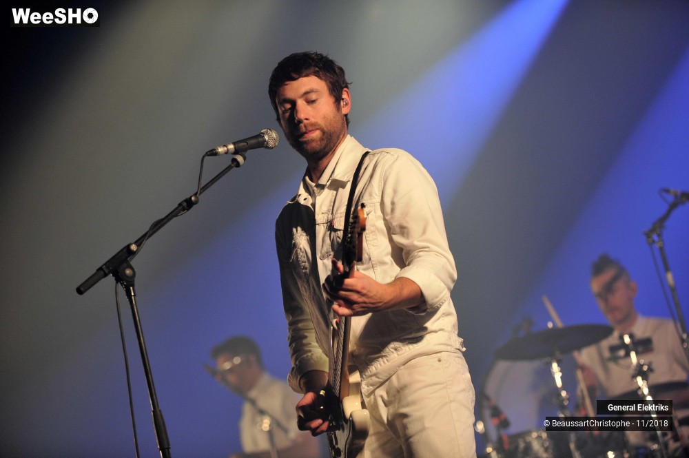 47/50 photos du spectacle General Elektriks