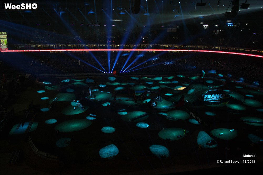 12/30 photos du spectacle Supercross Paris 2018 Ambiance