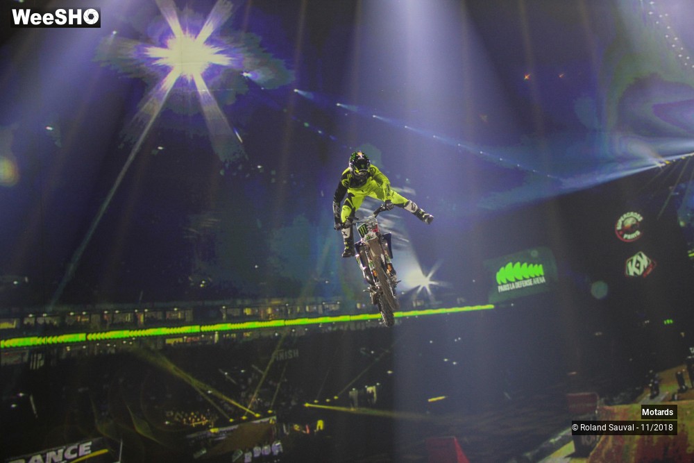 4/38 photos du spectacle l'animation du supercross Paris 2018