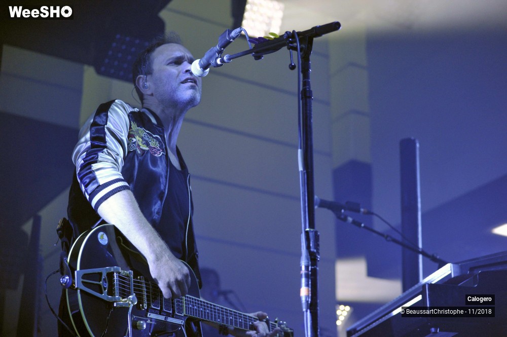 9/32 photos du spectacle Calogero