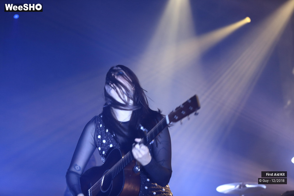 14/21 photos du spectacle First Aid Kit