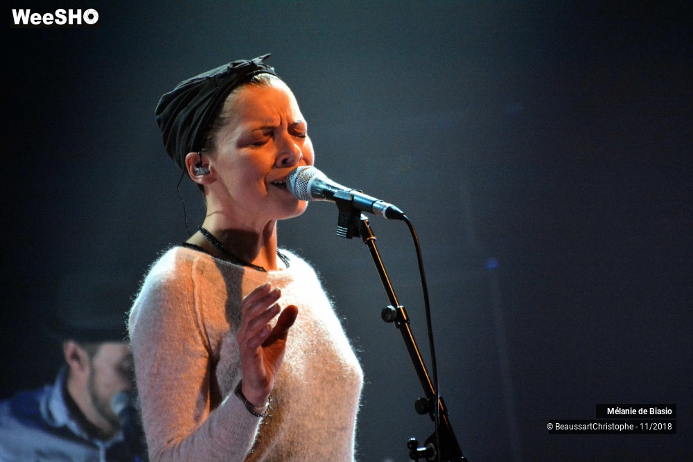10/20 photos du spectacle Mélanie de Biasio
