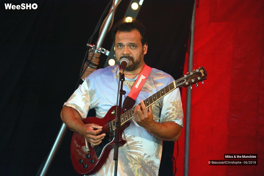 14/19 photos du spectacle Milos & the Munchies