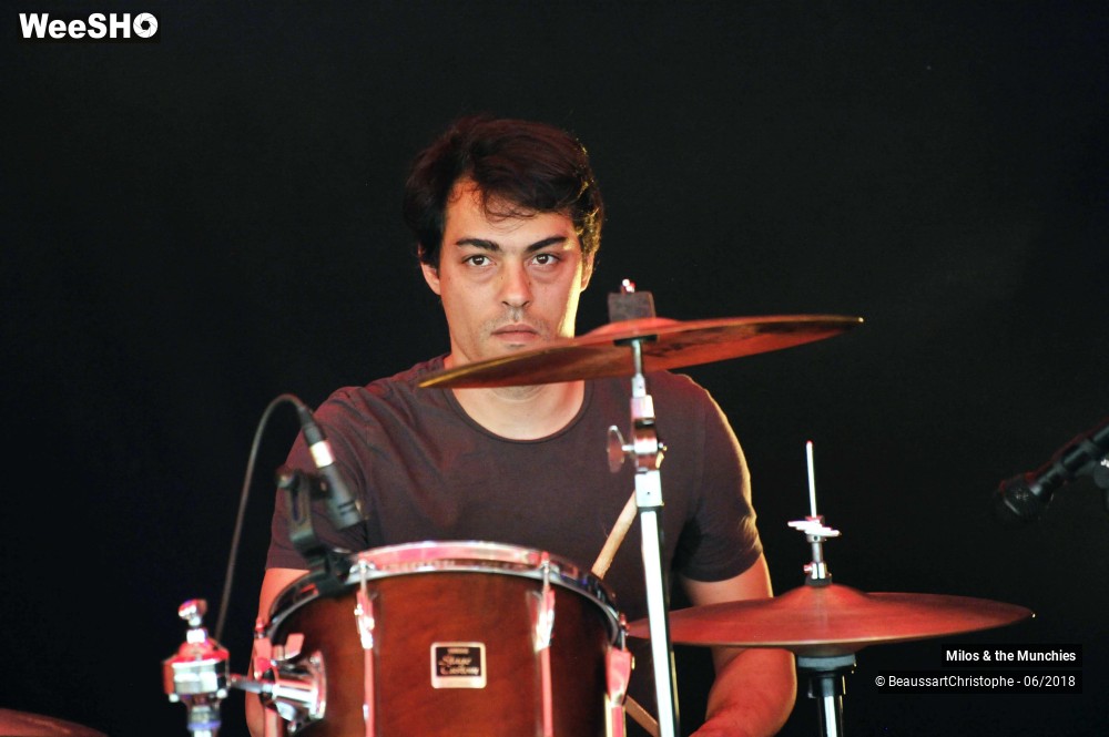 17/19 photos du spectacle Milos & the Munchies