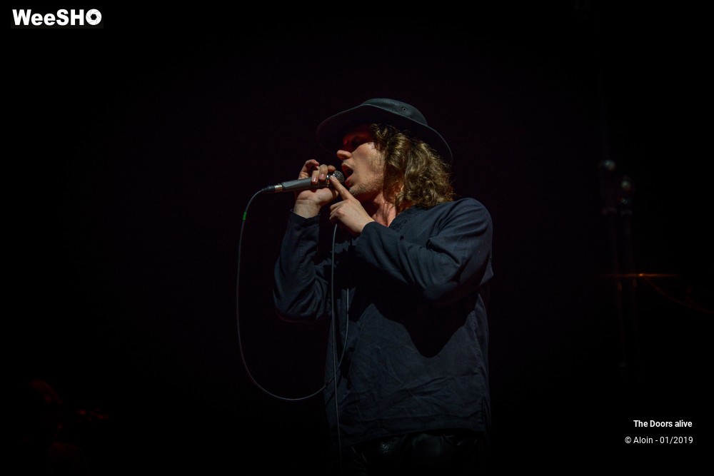 7/12 photos du spectacle The Doors alive
