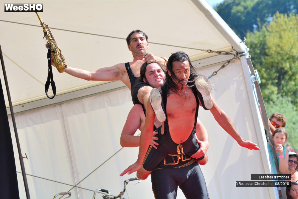 25/42 photos du spectacle Cirque S'Lex'N Sueur