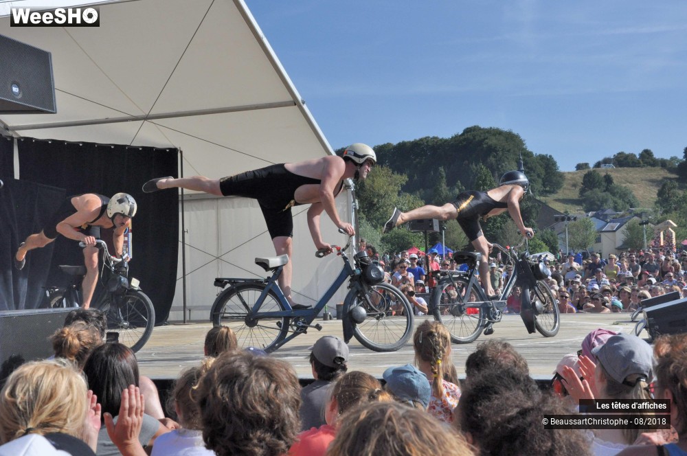 33/42 photos du spectacle Cirque S'Lex'N Sueur