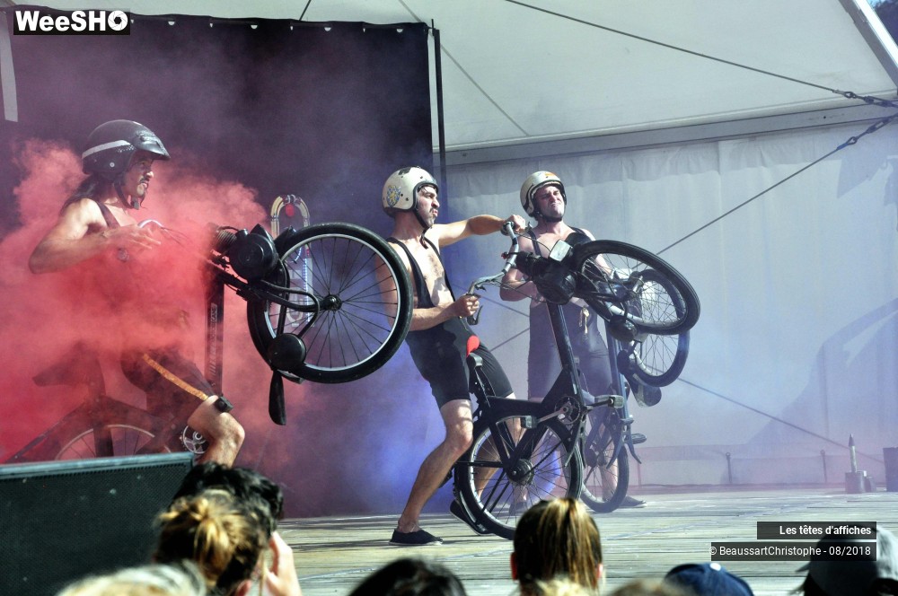38/42 photos du spectacle Cirque S'Lex'N Sueur