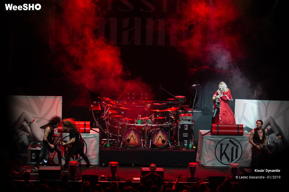9/13 photos du spectacle Kissin' Dynamite