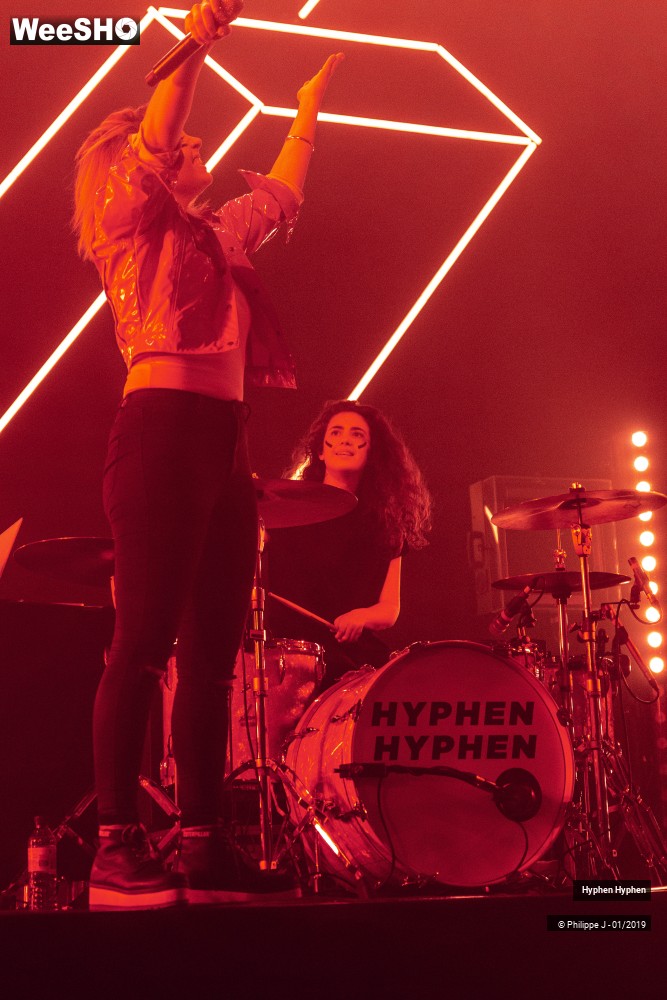 4/7 photos du spectacle Hypen Hyphen