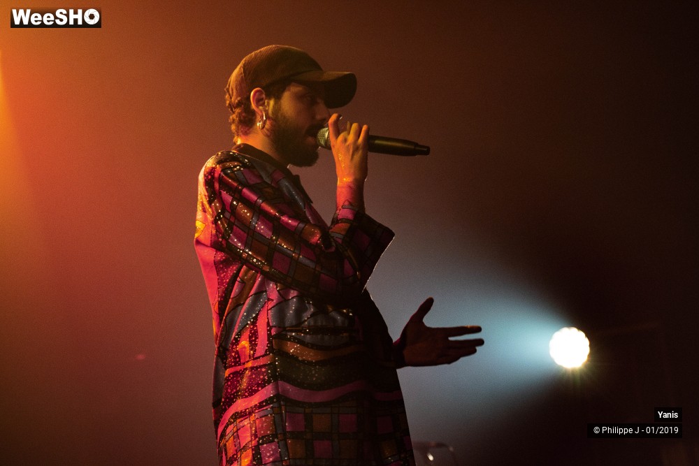 4/8 photos du spectacle Yanis