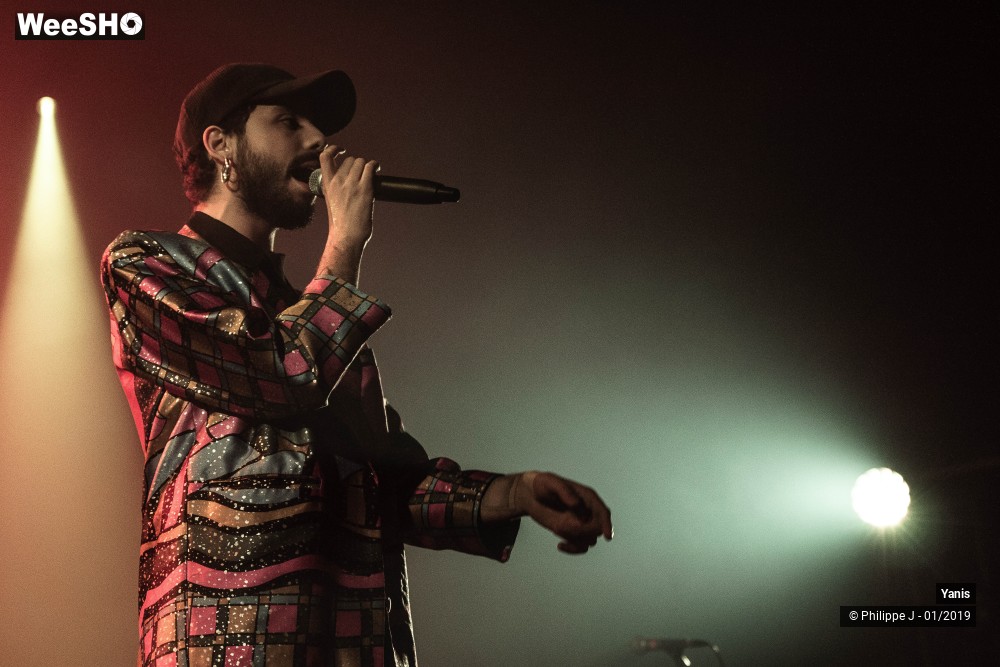 5/8 photos du spectacle Yanis