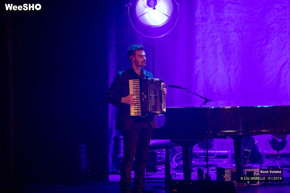 49/52 photos du spectacle Roch Voisine