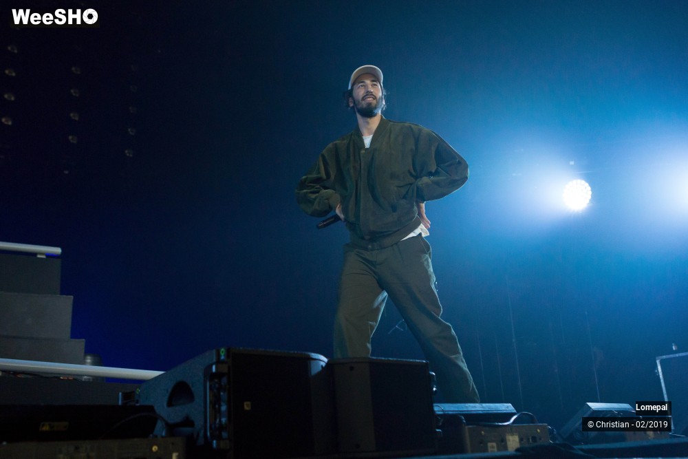 15/28 photos du spectacle Lomepal