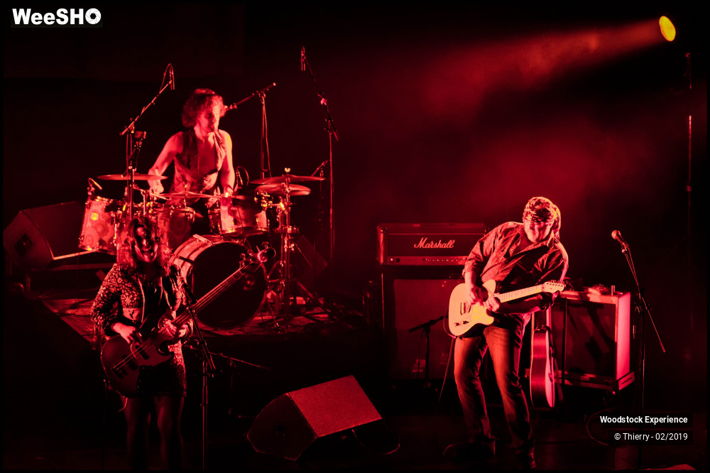 14/70 photos du spectacle Woodstock Experience