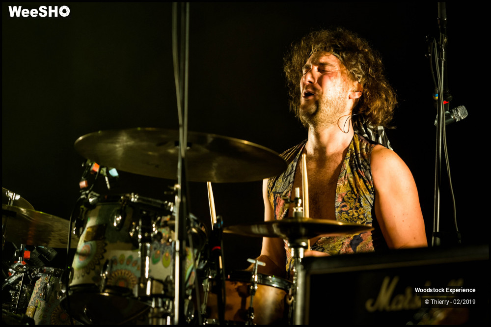 33/70 photos du spectacle Woodstock Experience