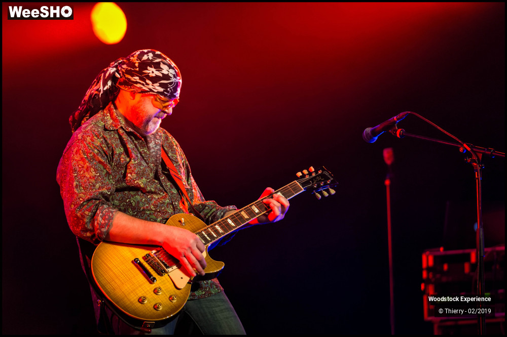 43/70 photos du spectacle Woodstock Experience