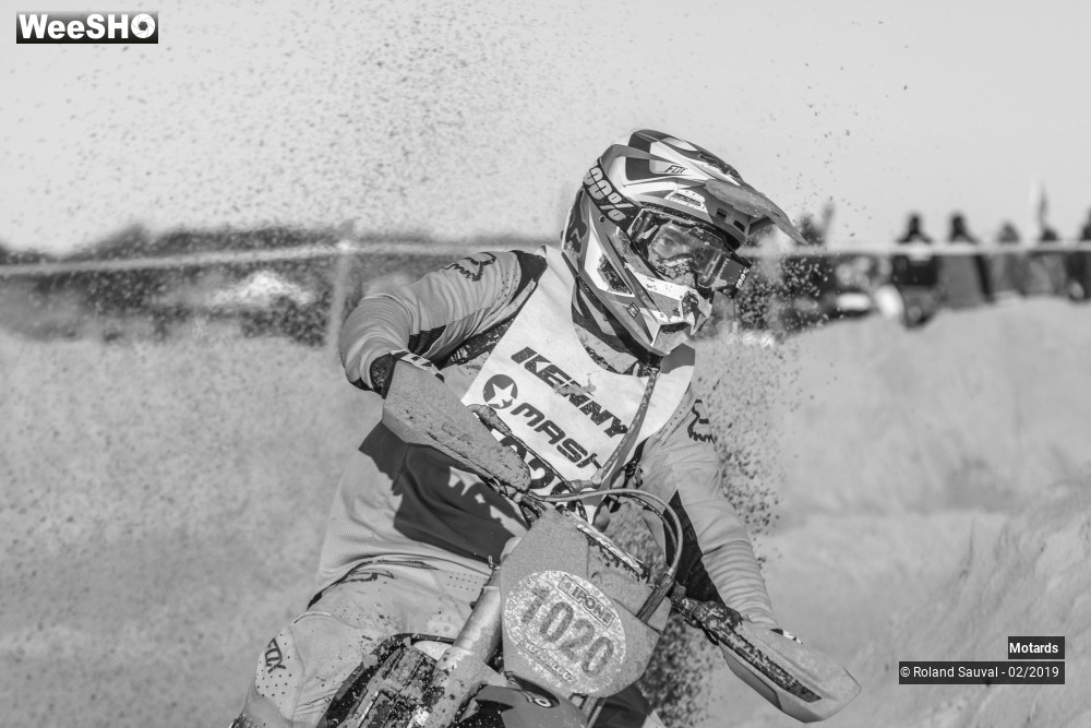 4/46 photos du spectacle regard black and white