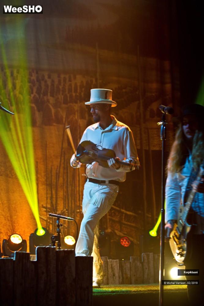 6/32 photos du spectacle Korpiklaani