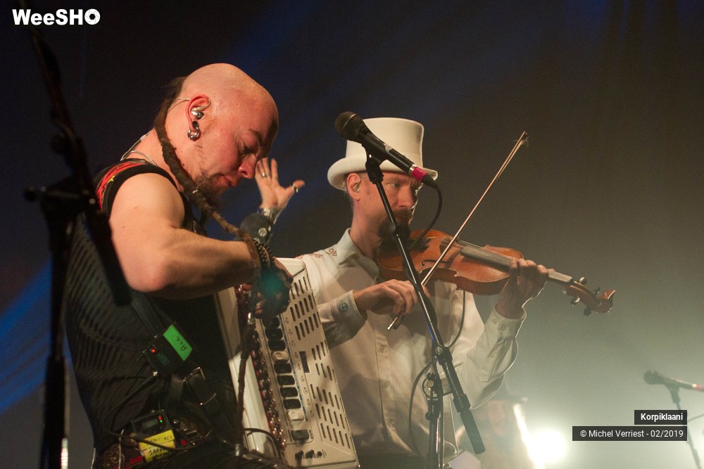 19/32 photos du spectacle Korpiklaani