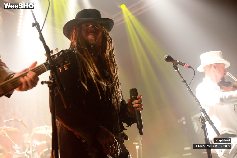 25/32 photos du spectacle Korpiklaani