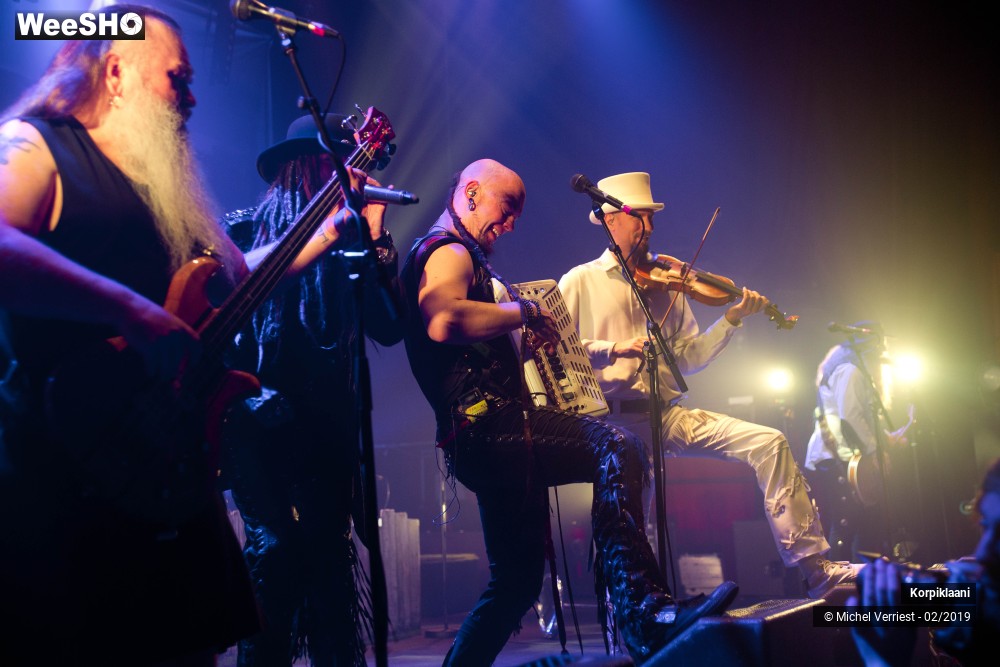 28/32 photos du spectacle Korpiklaani