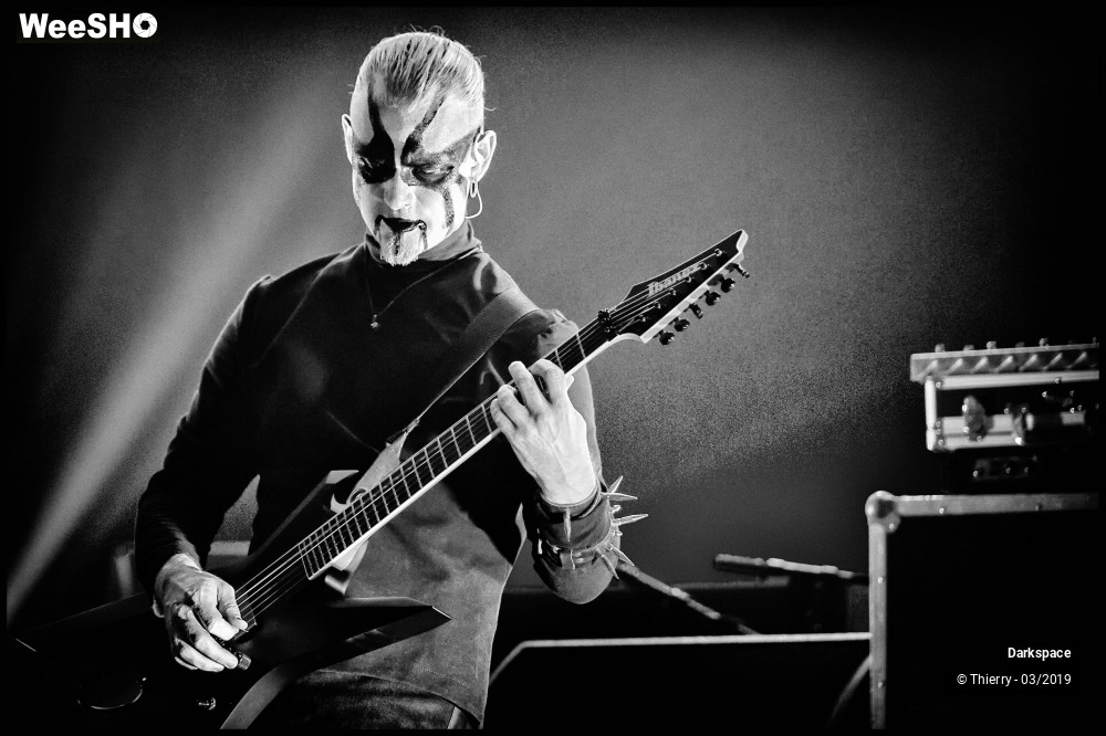 1/16 photos du spectacle Darkspace