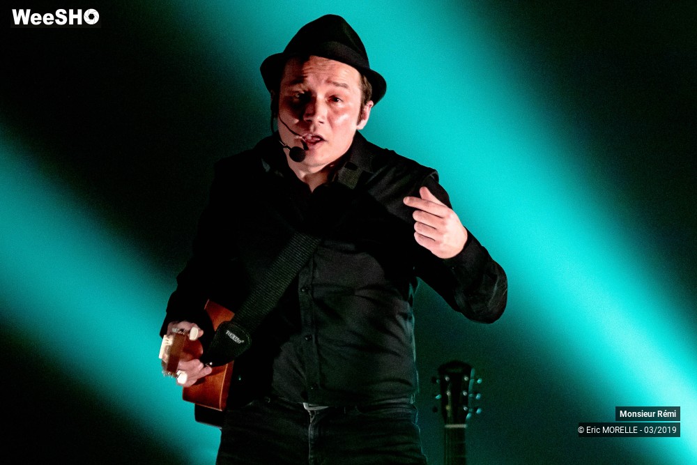 35/50 photos du spectacle Mr Rémi