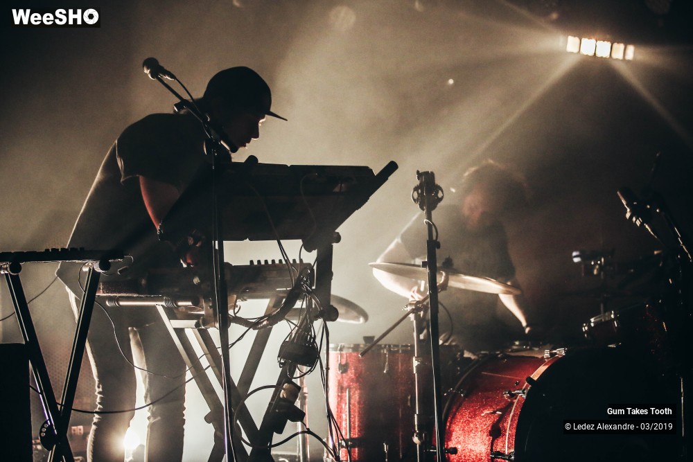 1/9 photos du spectacle Gum Takes Tooth