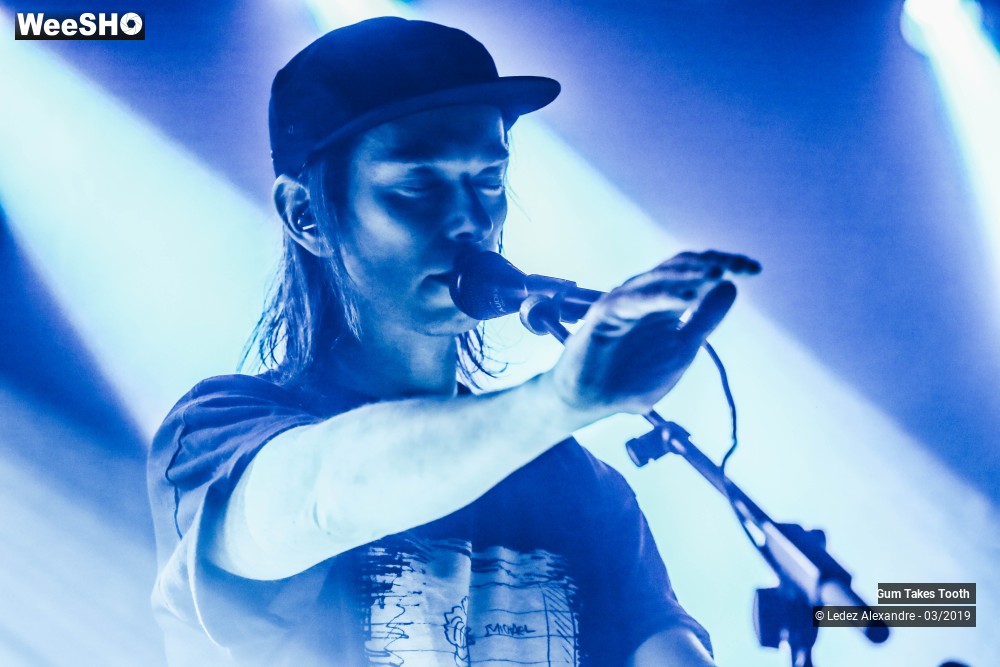 6/9 photos du spectacle Gum Takes Tooth