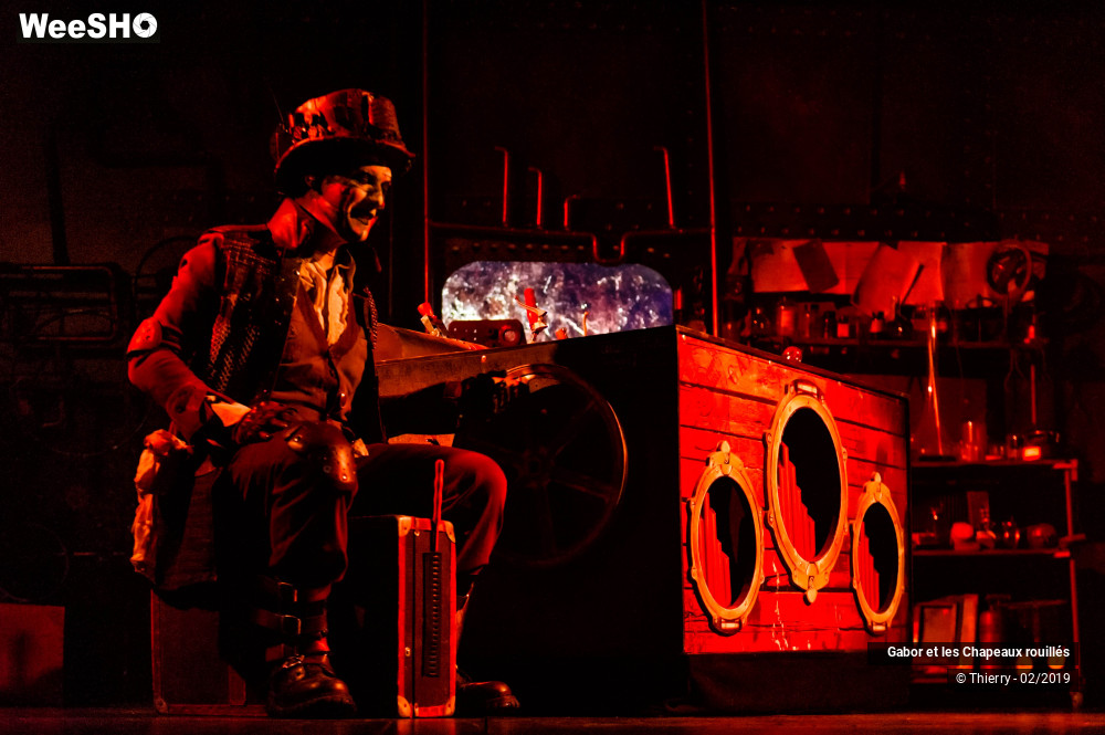 7/68 photos du spectacle Gabor et les Chapeaux rouillés