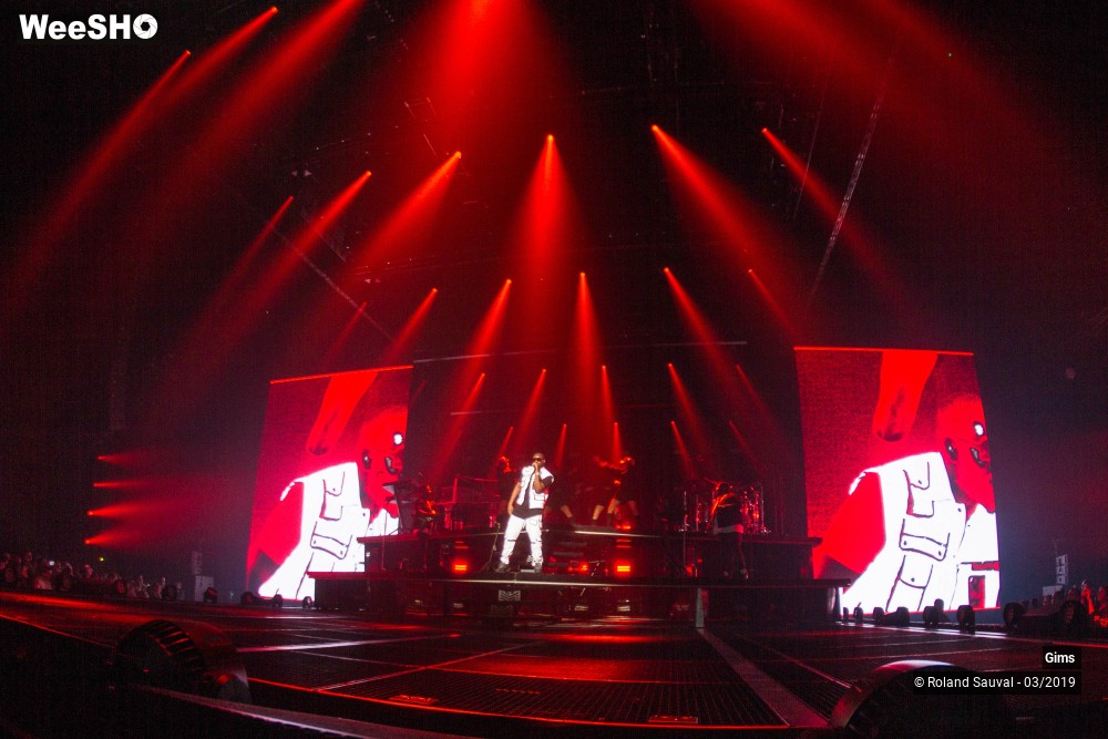 38/50 photos du spectacle Gims