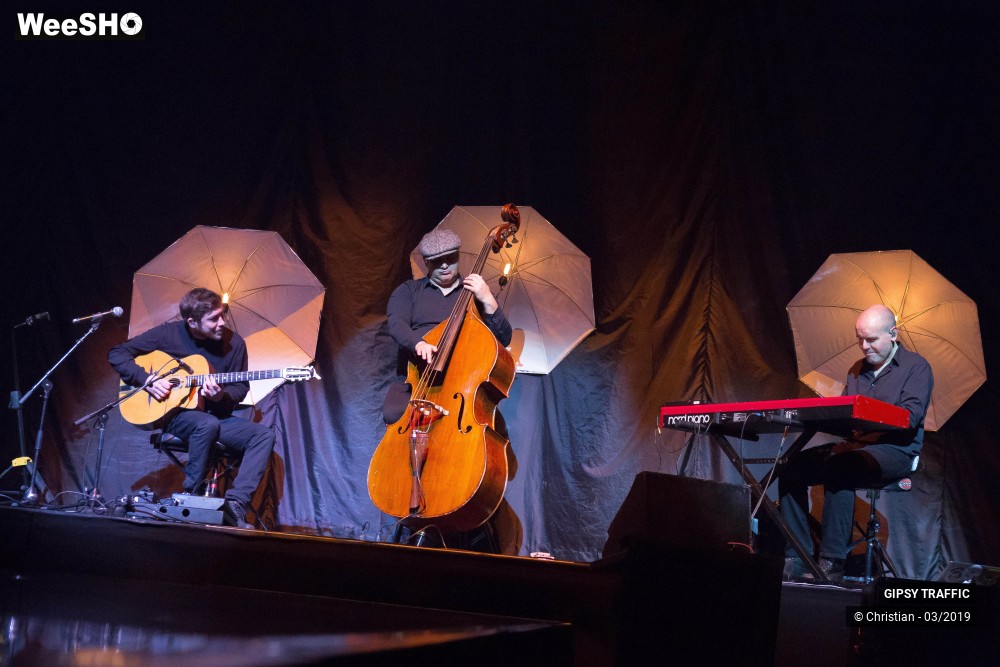 8/19 photos du spectacle Gipsy Traffic