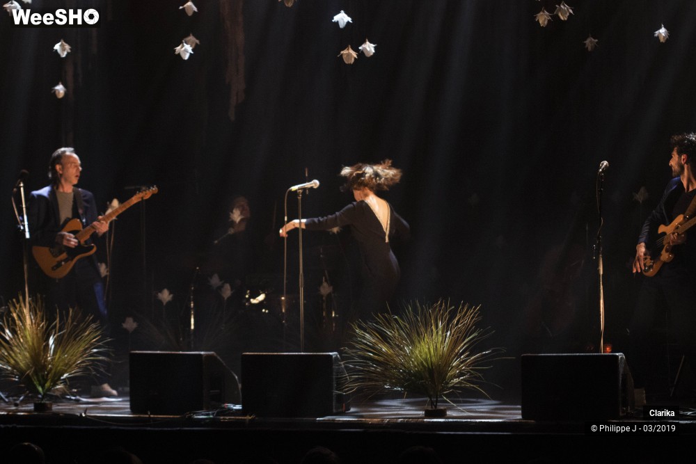17/19 photos du spectacle Clarika