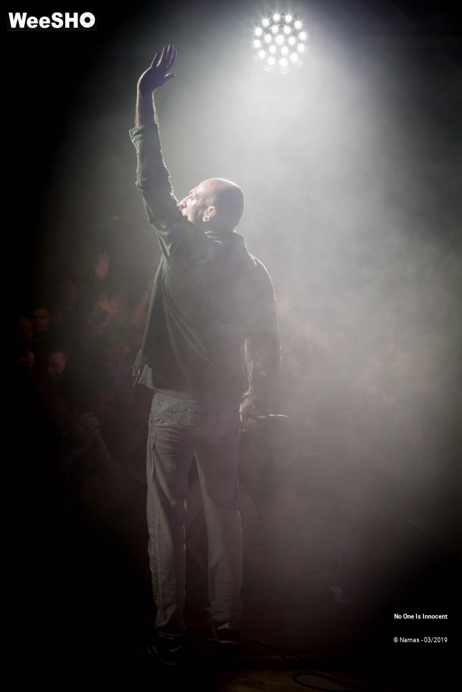 9/33 photos du spectacle No One is Innocent