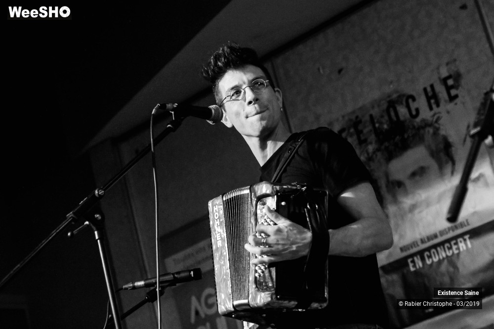 13/29 photos du spectacle Existence Saine