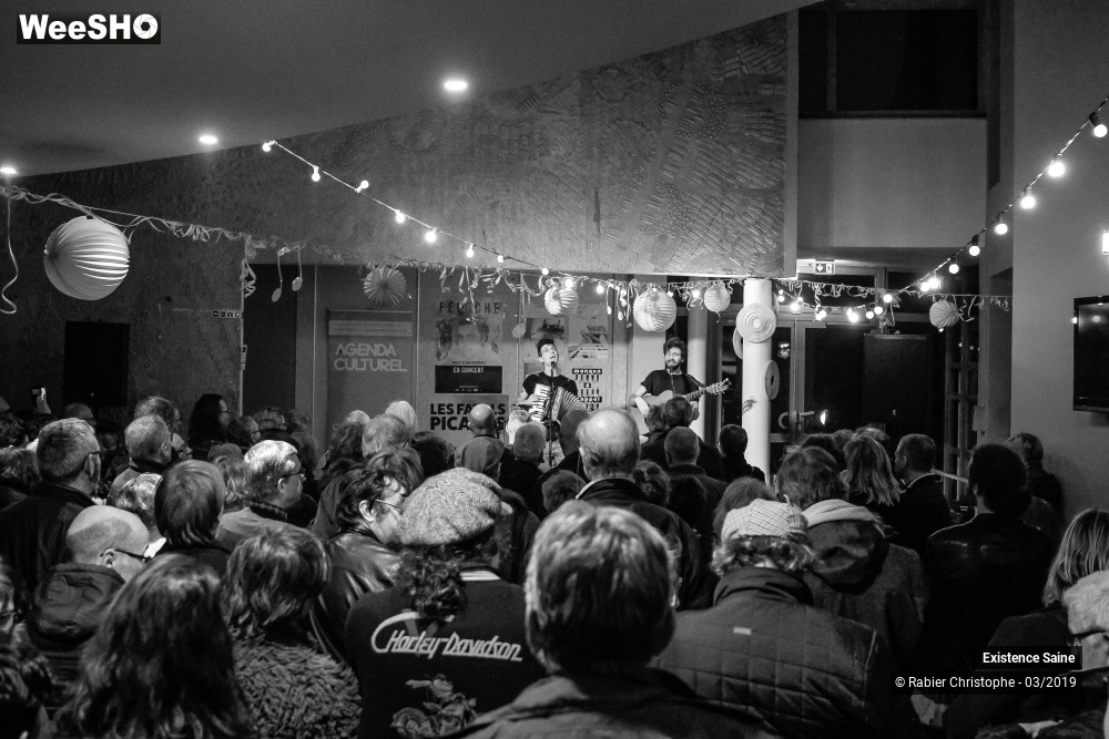 25/29 photos du spectacle Existence Saine