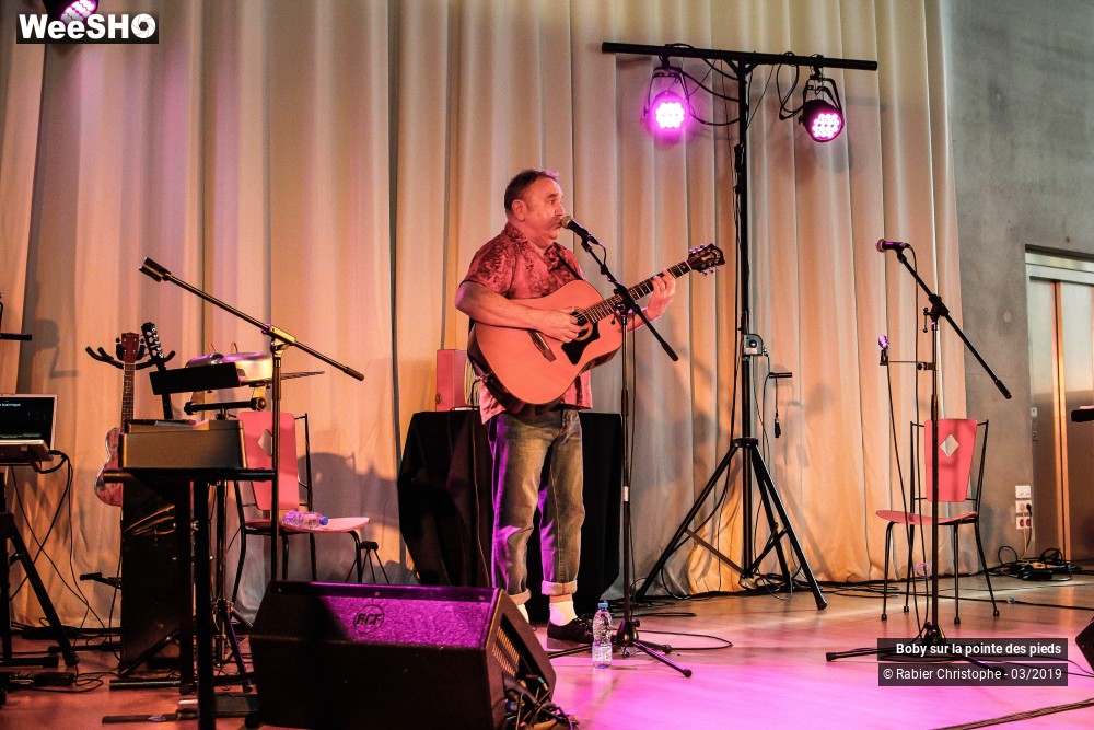 26/27 photos du spectacle Boby sur la pointe des pieds