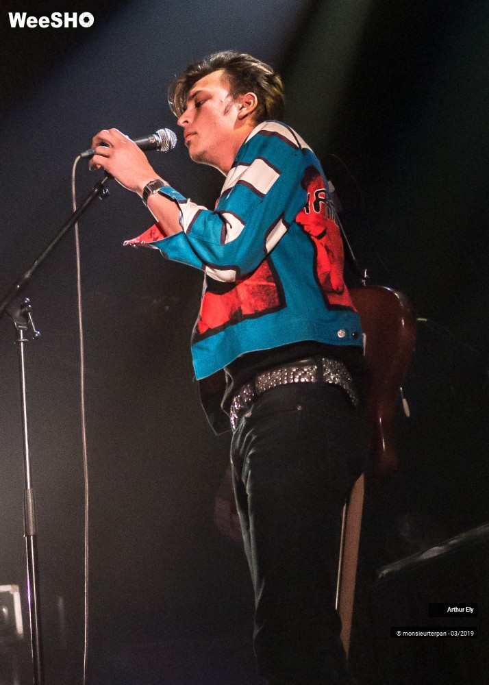 6/31 photos du spectacle Arthur Ely