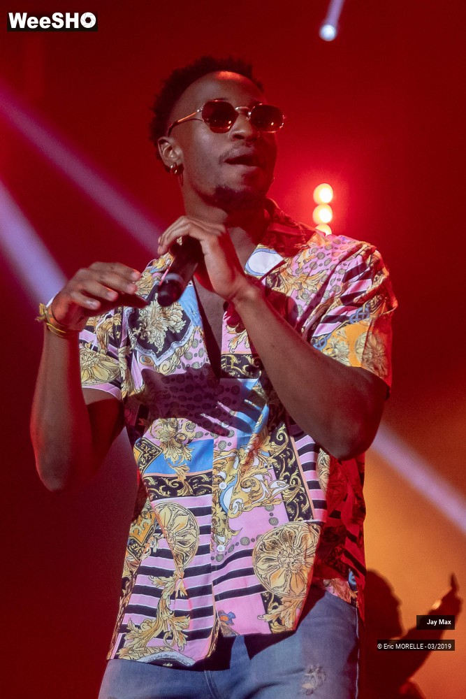 12/44 photos du spectacle Jay Max