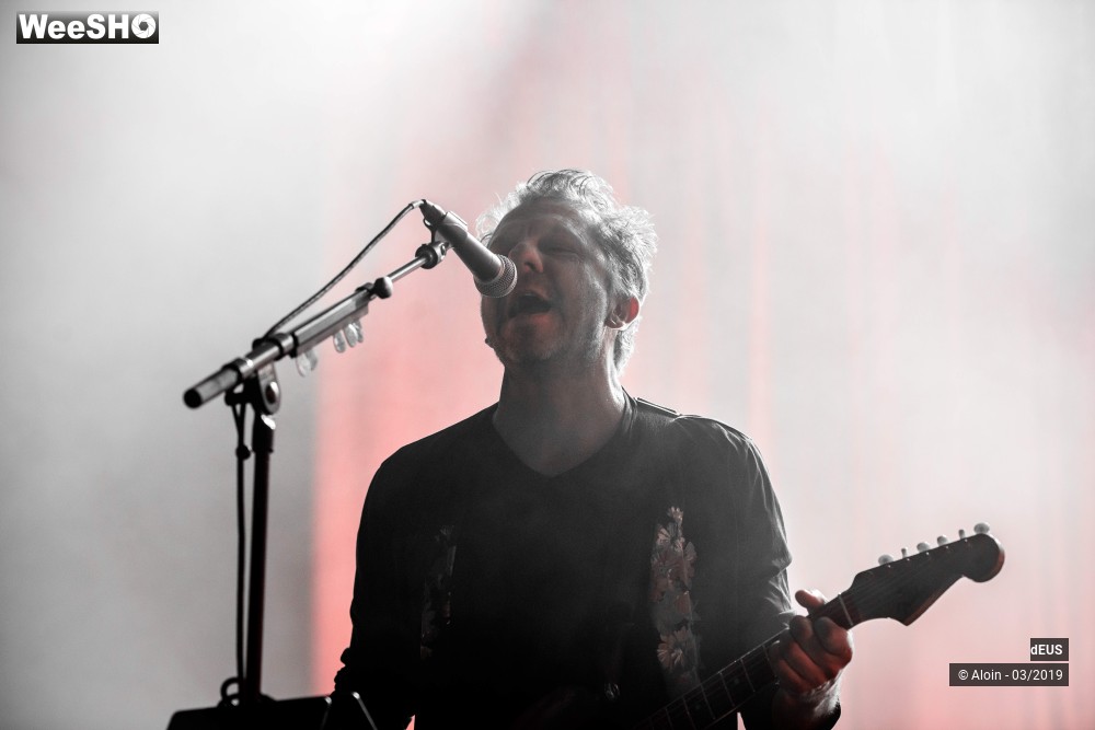 6/9 photos du spectacle Deus