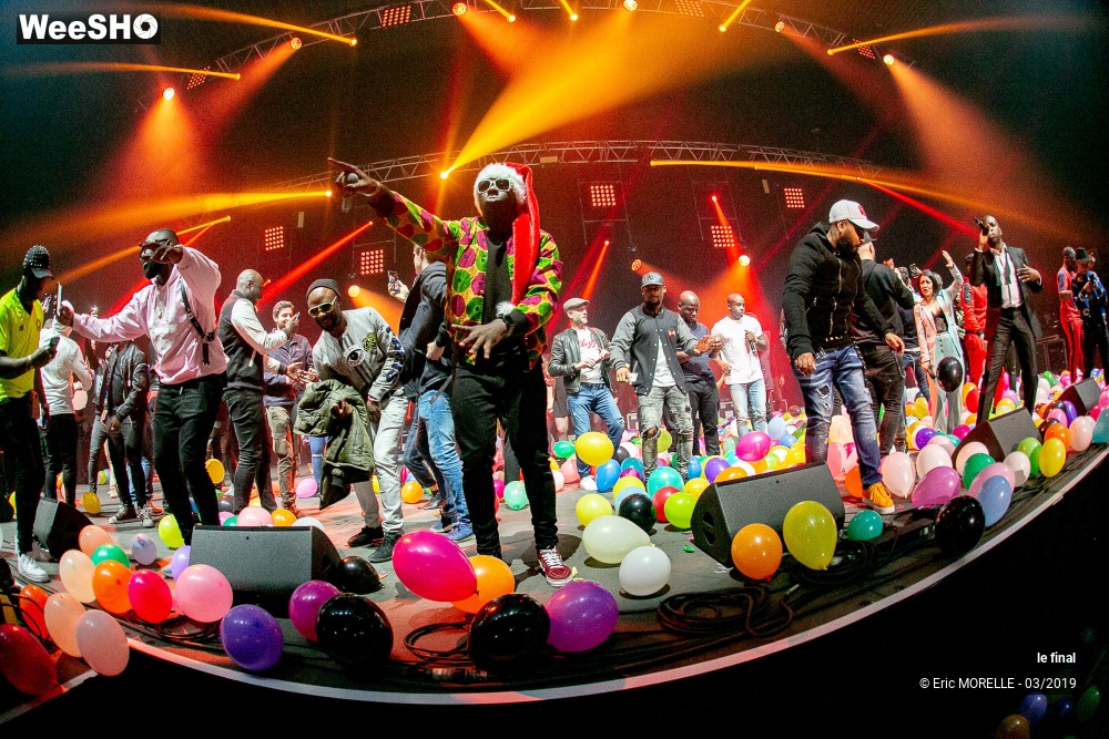 15/48 photos du spectacle le final