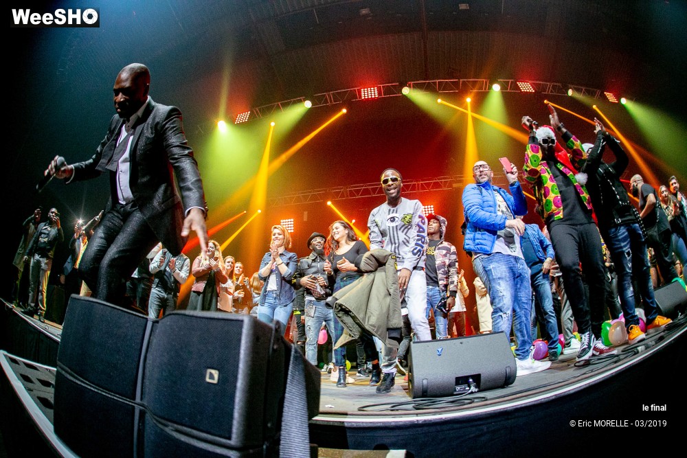 20/48 photos du spectacle le final